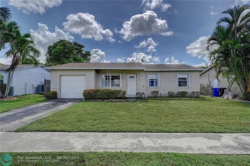 1st image of 302 SW 78th Ave