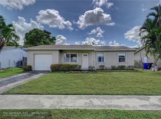 302 SW 78th Ave, North Lauderdale, FL 33068