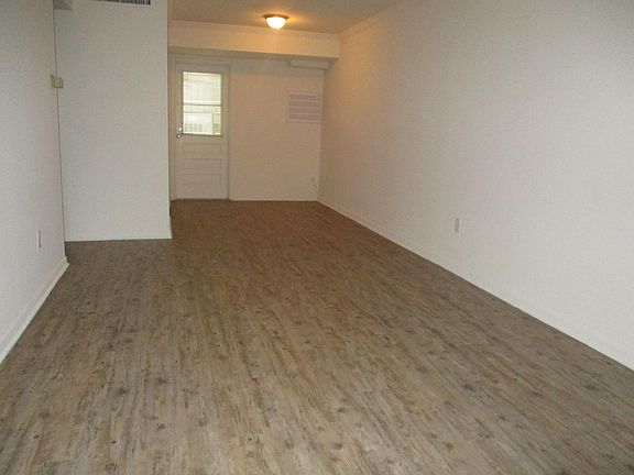 2nd image of 312 Danube Ave APT 102