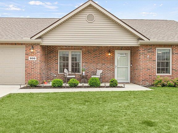 3rd image of 300 Coates Ct