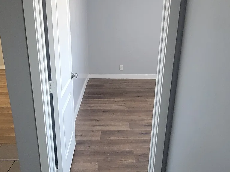 6221 Emil Ave #6221 — Photo 12