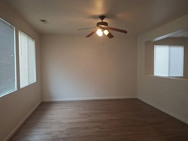 313 Dorinda Ct — Photo 11