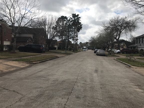 5th image of 2004 Village Park Dr