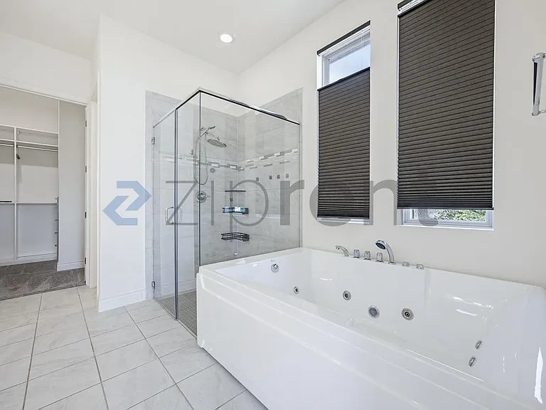 28414 Shailene Dr — Photo 28