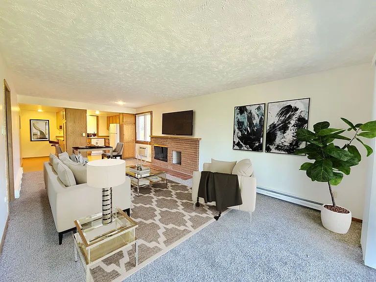 Lincoln Terrace — Photo 1