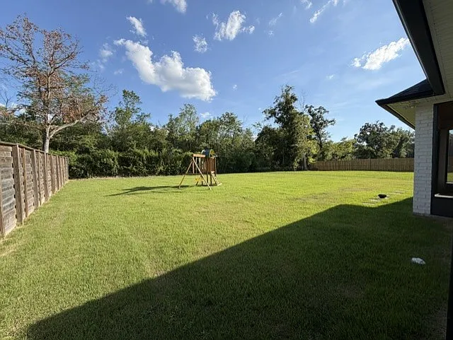 205 River Styx Dr — Photo 2