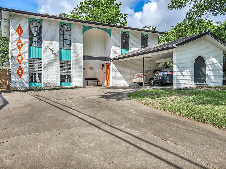 1403 Fairfield Dr #B