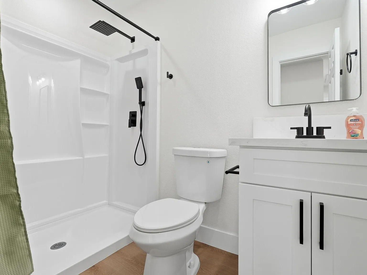4 bed, 2.0 bath, 1500 sqft, $1,027 — Photo 3