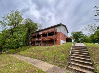 946 Indiana St #10469647, Lawrence, KS 66044