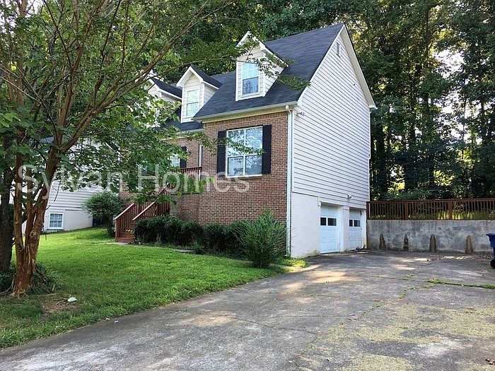 2nd image of 1963 Sandcreek Dr SW