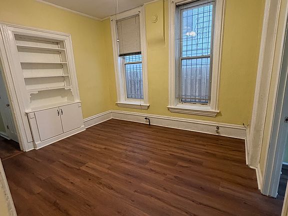3rd image of 1811 W Huron St #1