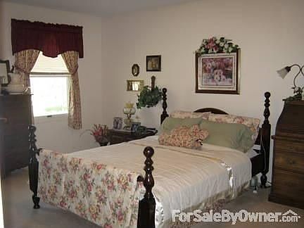 4th image of 1656 Southwood Dr