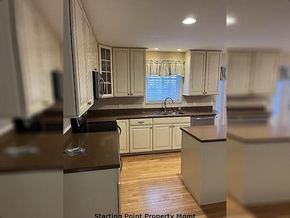 2nd image of 654 Green Tree Meadows Dr