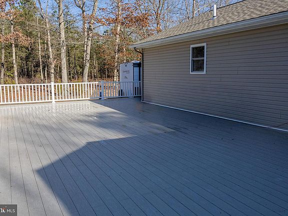 5th image of 1224 Elwood Rd