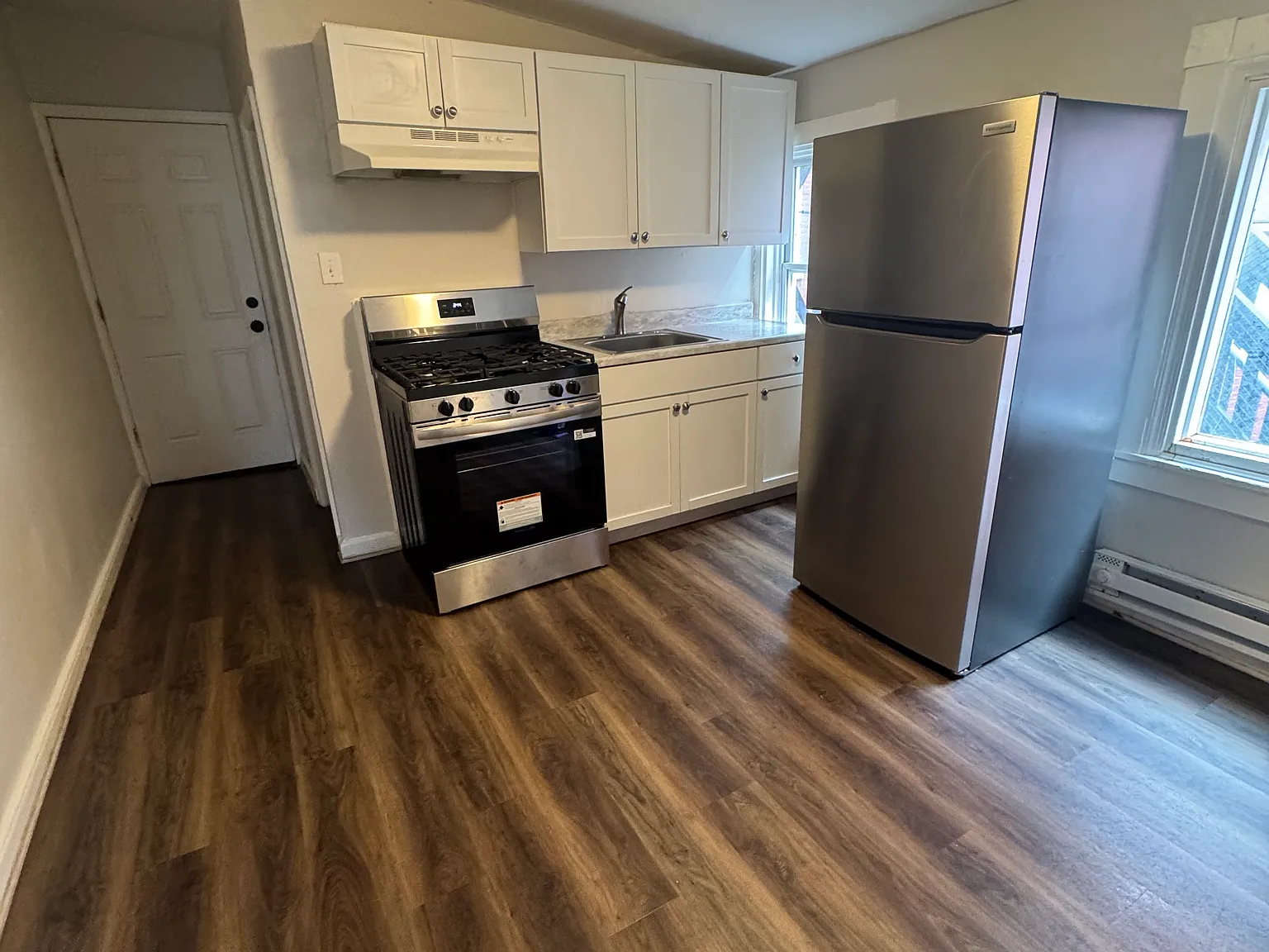 1 bed, 556 sqft, $1,375 — Photo 1