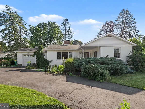 402 4th St, Summerdale, PA 17093