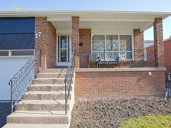 2nd image of 27 Moffatt Ave