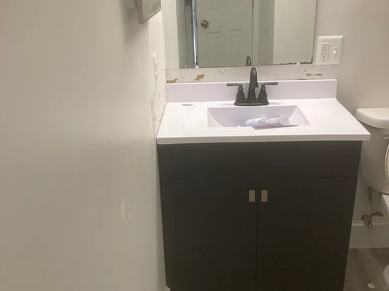 136 Botsford St #138 — Photo 5