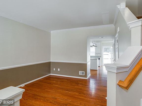 3rd image of 8356 Hunter Murphy Cir