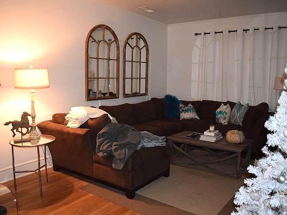 5th image of 1109 W 22nd 1/2 St #A