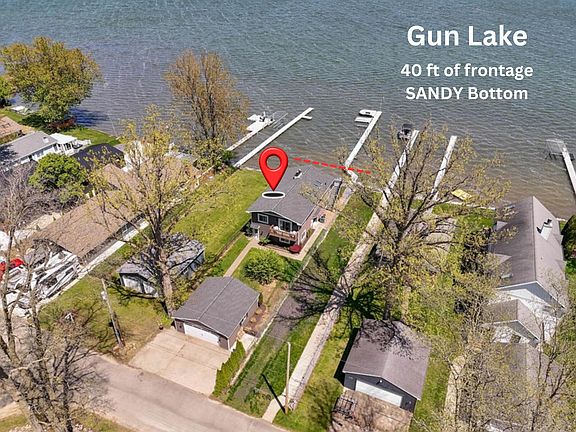 2nd image of 3179 Sandy Beach St