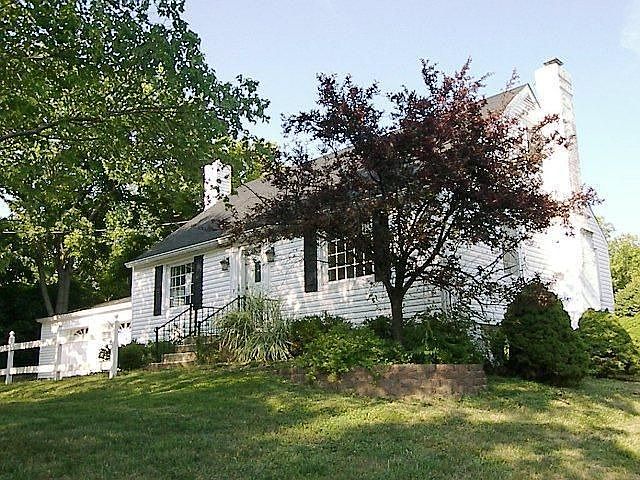 1st image of 5826 Crestview Ave