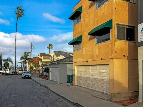 26 69th Pl, Long Beach, CA 90803