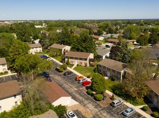 3917 Country Pl APT D, Sheboygan, WI 53081