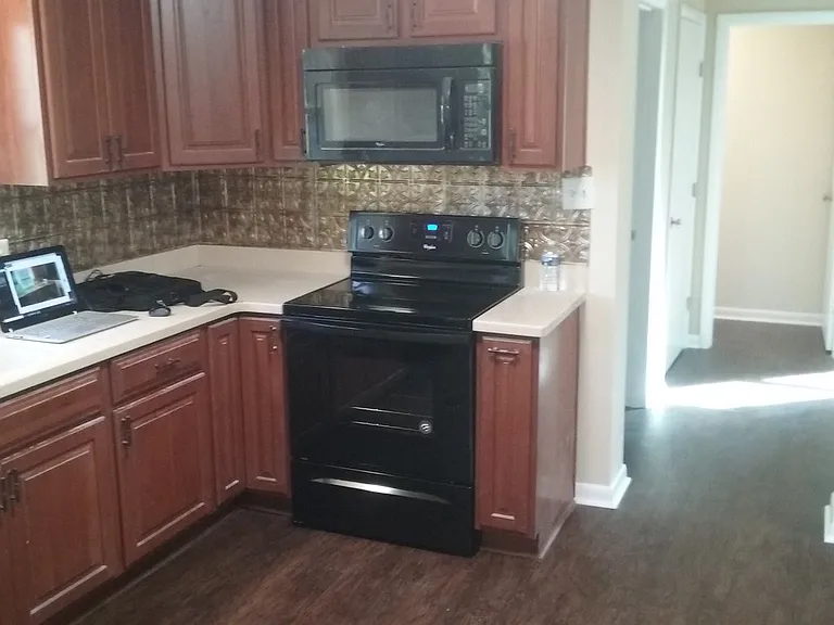 617 McLamb Dr — Photo 21