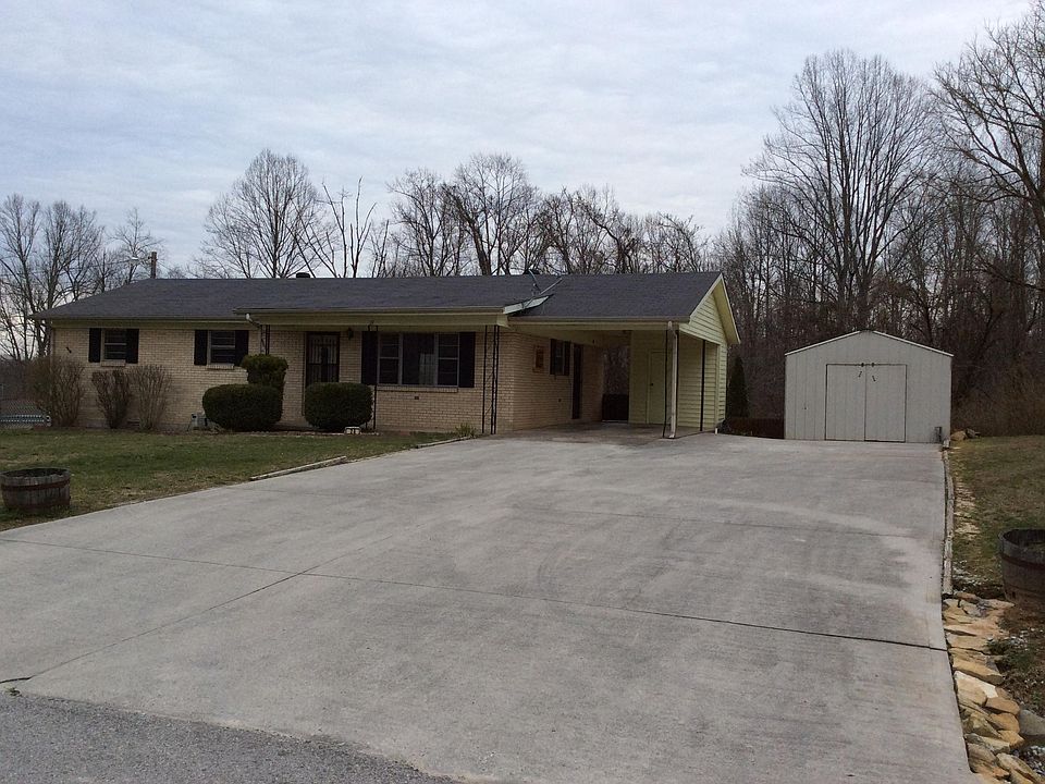 2nd image of 24 Hatfield Subdivision Rd
