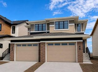 52 W Heritage Point, Cochrane, AB T4C2J8