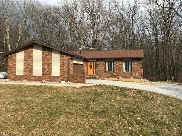 1610 Schroeder Rd, Mogadore, OH 44260
