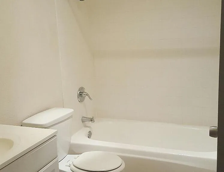 Pine Grove Terrace- A place to call home — Photo 17