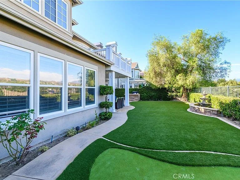 16 Pegasus Dr — Photo 25