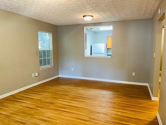 3rd image of 105 Granite St #A