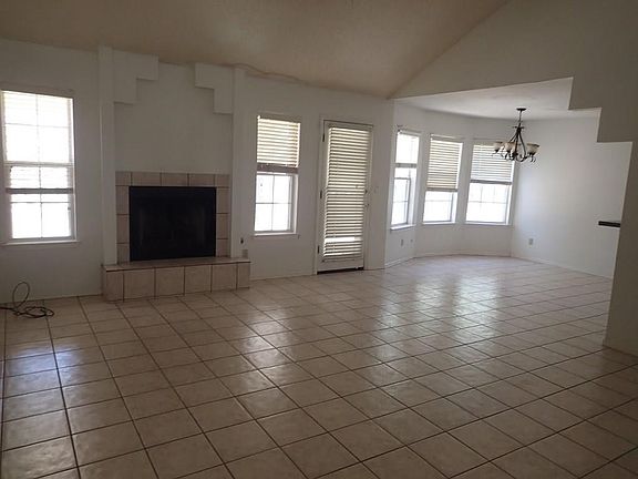 2nd image of 7106 Desert Jewel Dr