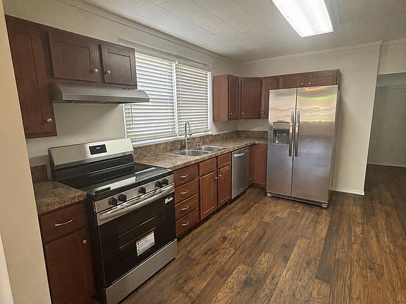 4th image of 4701 Pollack Ave