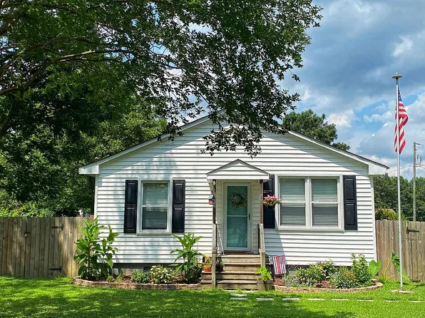 2400 Mount Pleasant Rd, Chesapeake, VA 23322