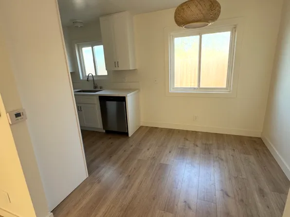 766 W Wilson St, Costa Mesa, CA 92627