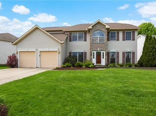 18038 Glen Cairn Way, Strongsville, OH