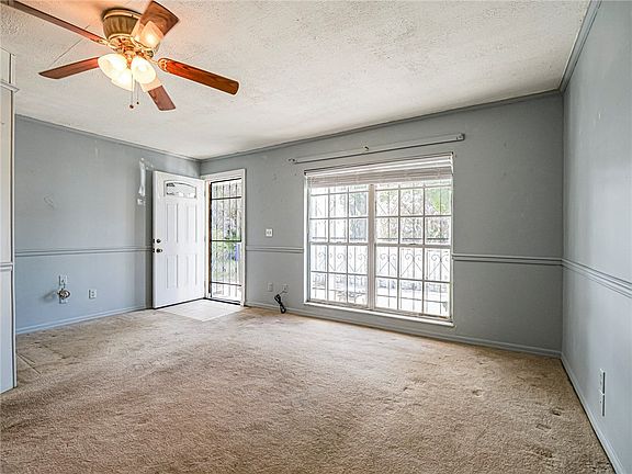 3rd image of 1676 17th Pl SW