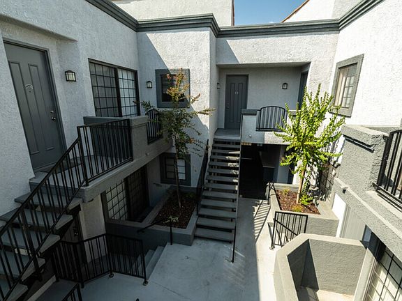 3rd image of 520 N Hollywood Way APT 107