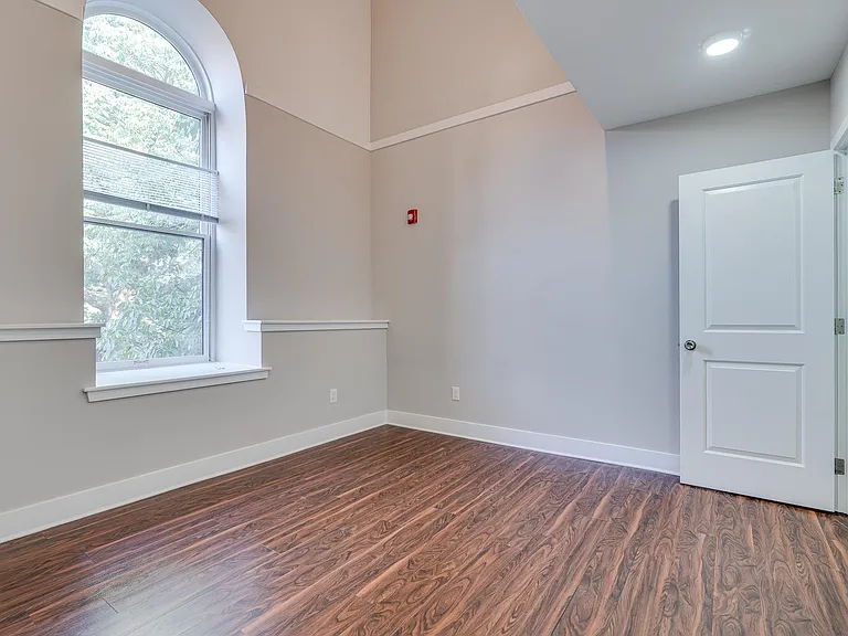 2001 Spring Garden St #303 — Photo 9