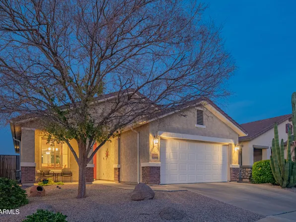 676 W TWIN PEAKS Parkway, San Tan Valley, AZ 85143