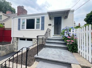 516 Old Stratfield Rd, Fairfield, CT 06825