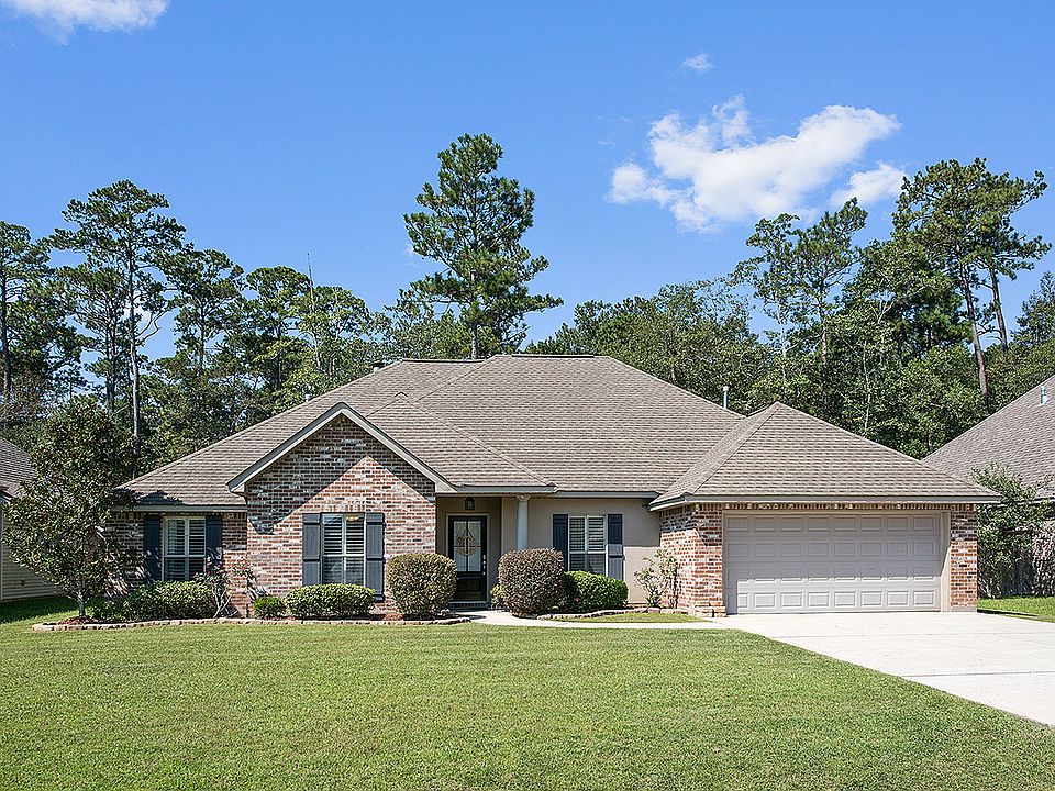1st image of 271 Autumn Woods Dr