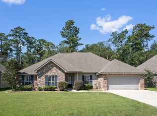 271 Autumn Woods Dr, Covington, LA 70433