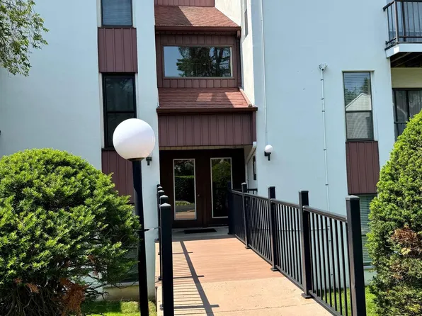 301 Byberry Rd APT H10, Philadelphia, PA 19116