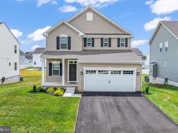 217 Cornwall Dr, Swedesboro, NJ 08085