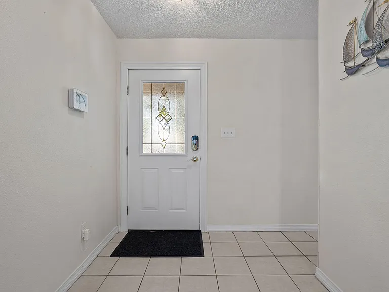 1705 Seagull Ave — Photo 5